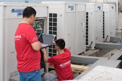 烈日下的坚守 武汉地铁25°C清凉背后的“设备医生”